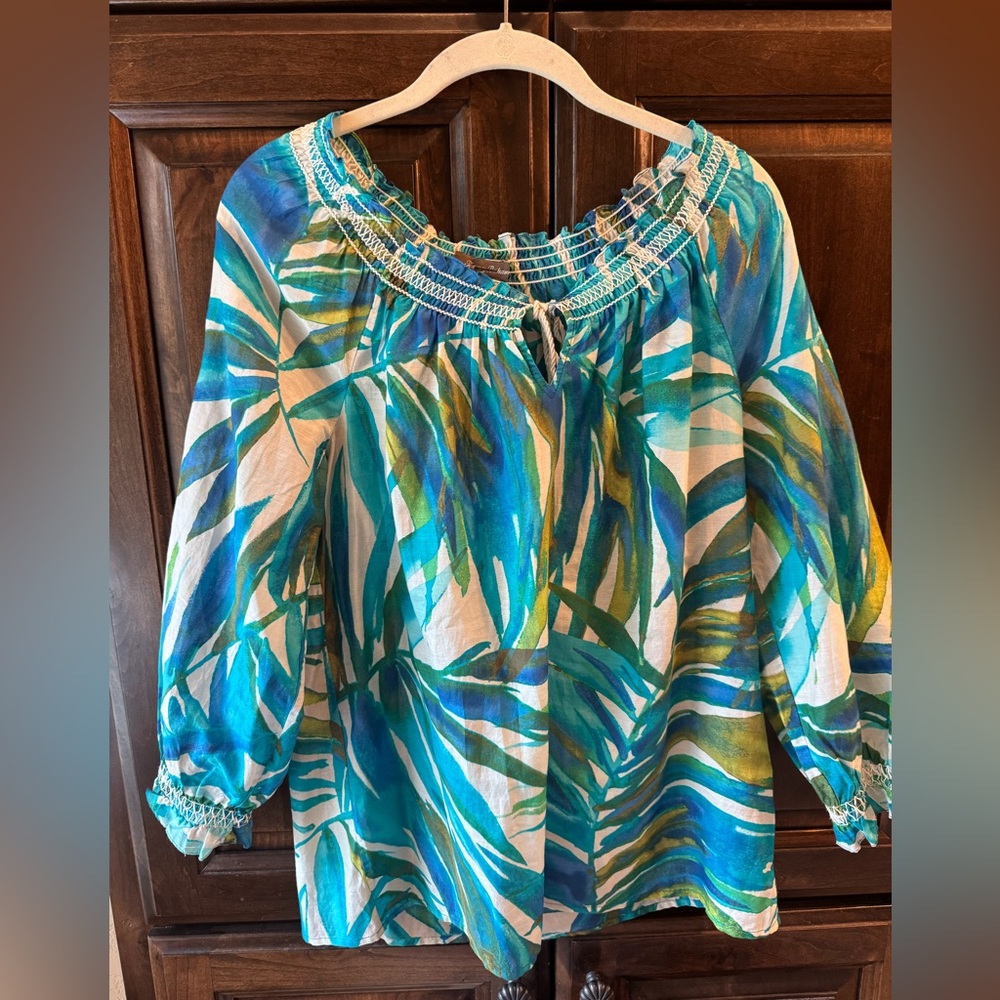 Tommy Bahama tropical print blouse size M